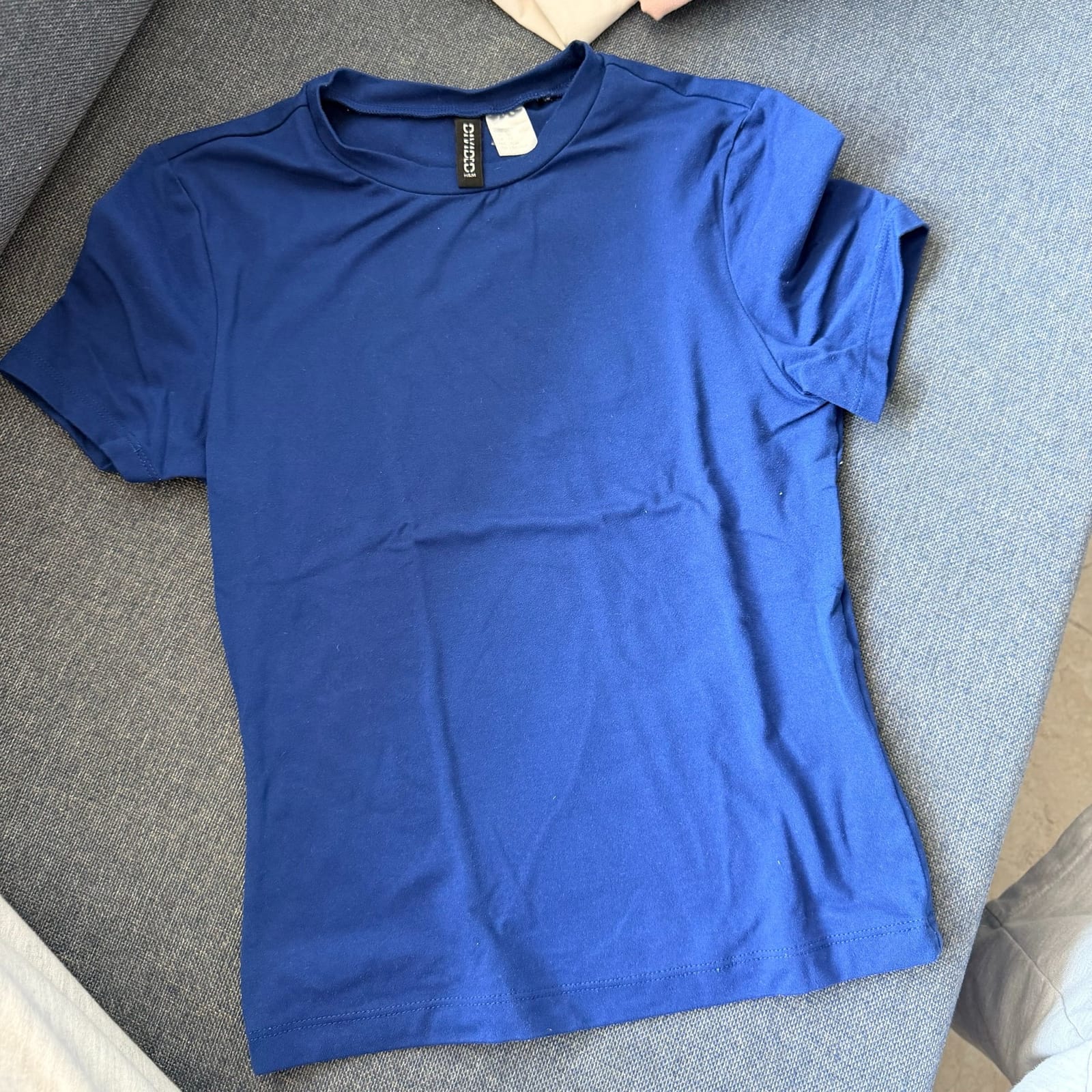 H&M Divided Basic Tee - Royal Blue — photo 1