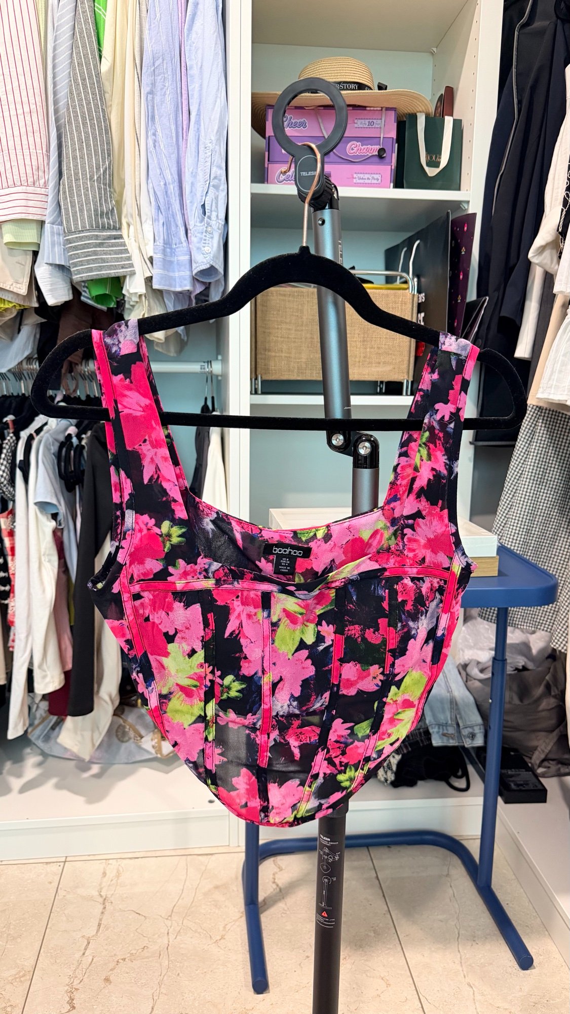 Boohoo Floral Corset Top - Pink — photo 1